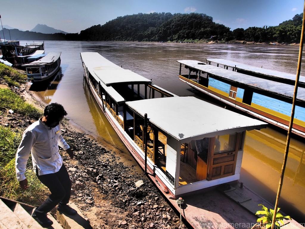 Take the hotel’s own private luxurious long boat on a sunset cruise or a day excursion on the Mekong River.