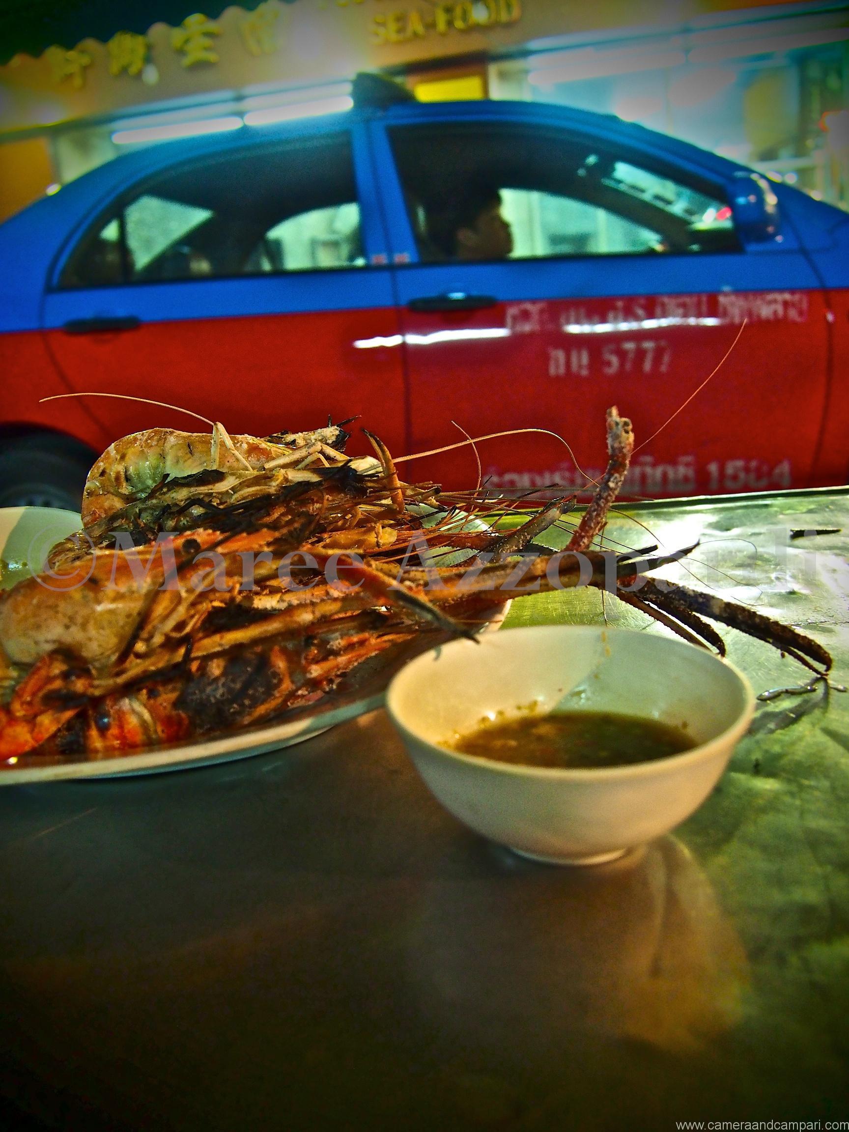 Giant river prawns with spicy nam jim dipping sauce in Soi Texas, Chinatown Bangkok